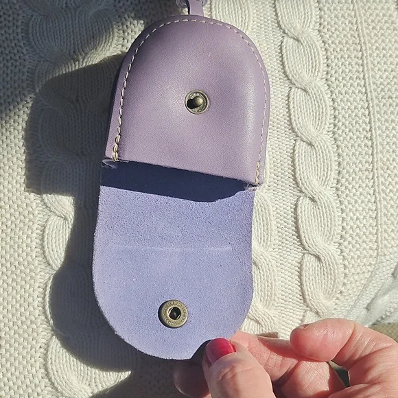 Portland Leather Nimbus pouch NWOT lavender 💜 - Picture 2 of 3